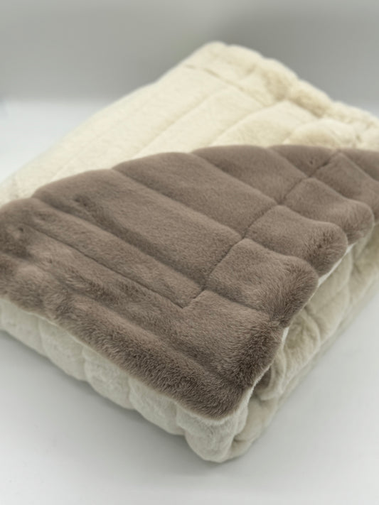 Sydney Eggshell & Taupe Blanket